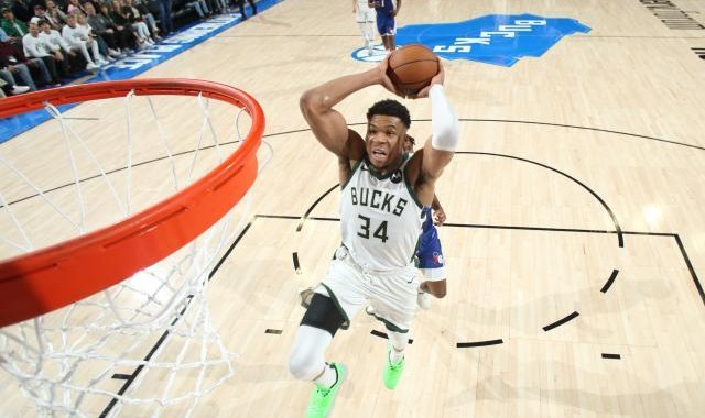 官方入口-字母哥正面对话压制恩比德 MVP竞争仍是三足鼎立？