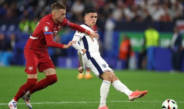 开云体育-名宿：英格兰左路无攻势，福登上半场就该被换下